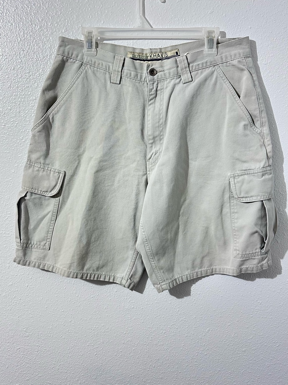 Vintage Levi’s SilverTab Khaki Men's Cargo Shorts Size 34